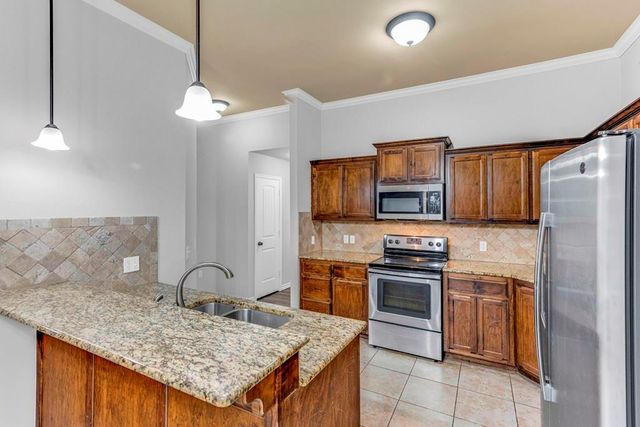 620 Apple Tree Lane, Moore, OK 73160