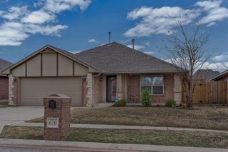620 Apple Tree Lane, Moore, OK 73160