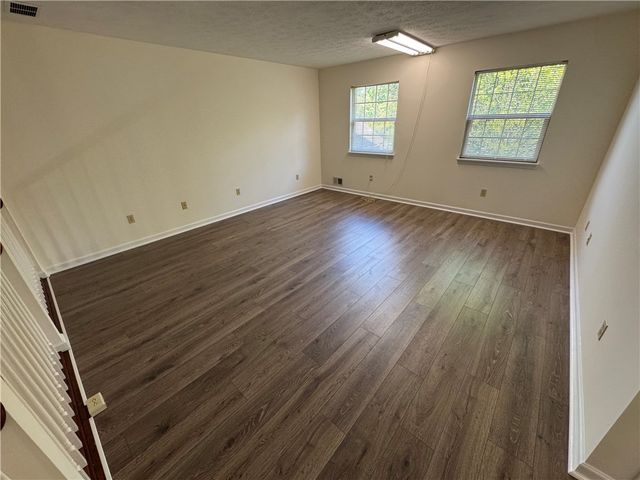 202 Parkview Drive, Pleasant Hills, PA 15236