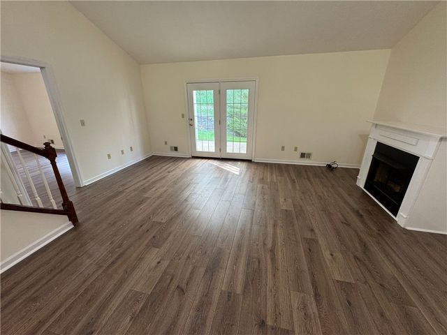 202 Parkview Drive, Pleasant Hills, PA 15236