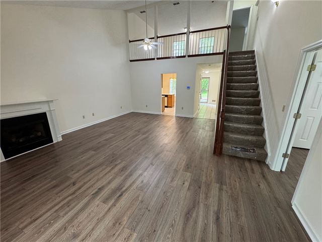 202 Parkview Drive, Pleasant Hills, PA 15236