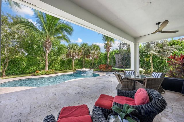 1018 Sweetgrass Street, Loxahatchee, FL 33470