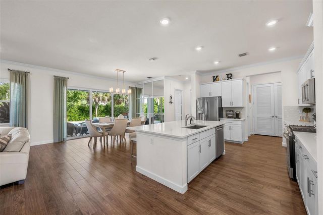 1018 Sweetgrass Street, Loxahatchee, FL 33470