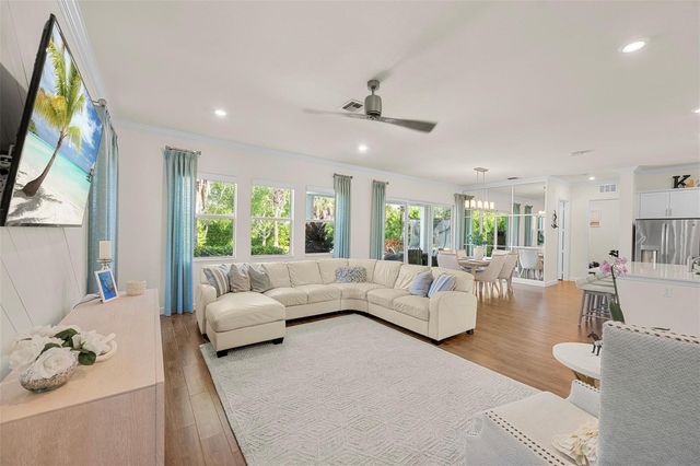 1018 Sweetgrass Street, Loxahatchee, FL 33470