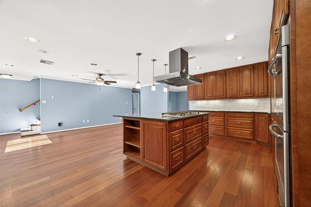 1822 Peer Drive, Houston, TX 77043