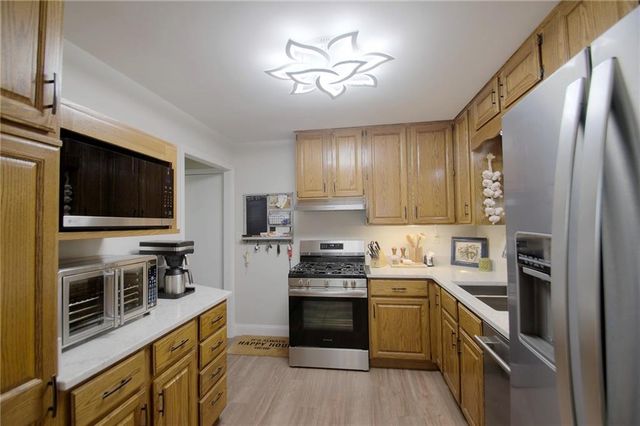 3405 NE 49Th Terrace, Kansas City, MO 64119