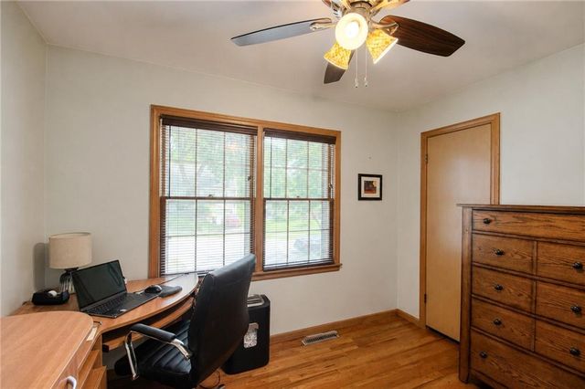 3405 NE 49Th Terrace, Kansas City, MO 64119