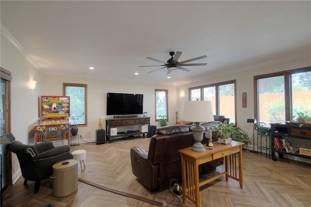 3405 NE 49Th Terrace, Kansas City, MO 64119