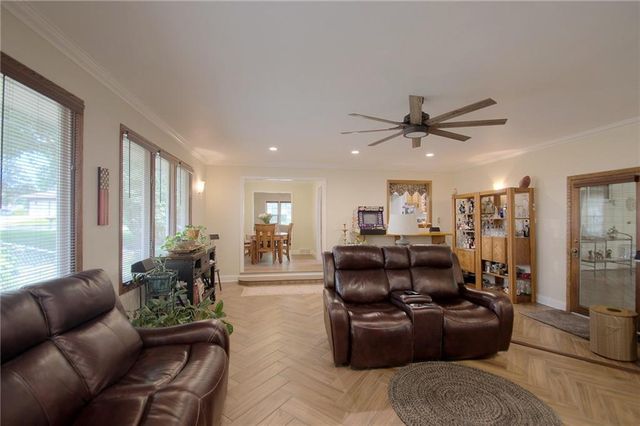 3405 NE 49Th Terrace, Kansas City, MO 64119