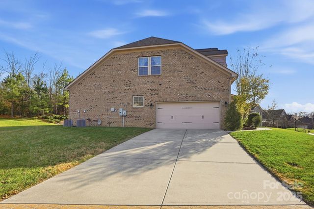 2650 Stonewood View, Kannapolis, NC 28081