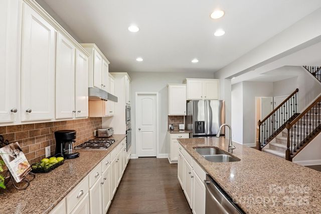 2650 Stonewood View, Kannapolis, NC 28081