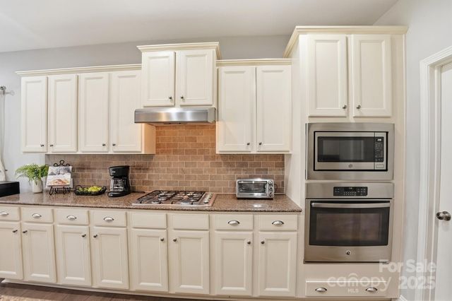 2650 Stonewood View, Kannapolis, NC 28081