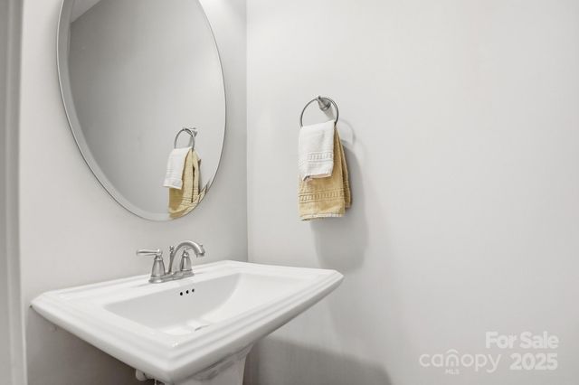 2650 Stonewood View, Kannapolis, NC 28081