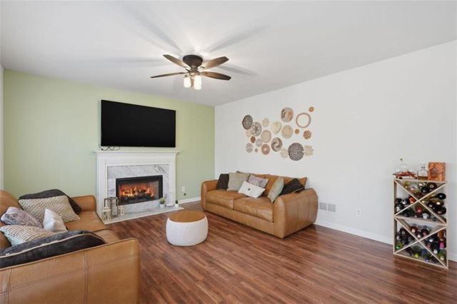 3942 Birdie Drive Drive, Douglasville, GA 30134