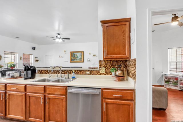 13907 Bressani, Live Oak, TX 78233