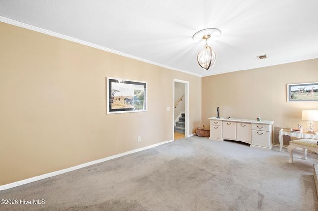 135 Disney Drive, Wilmington, NC 28409