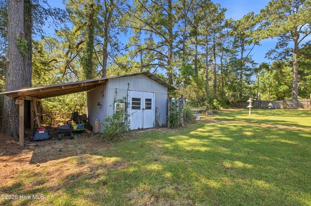 135 Disney Drive, Wilmington, NC 28409