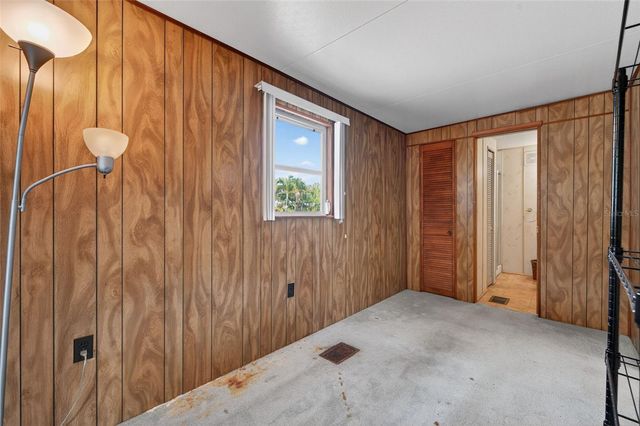 7801 34TH AVENUE N 80, St Petersburg, FL 33710