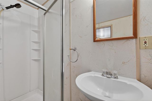 7801 34TH AVENUE N 80, St Petersburg, FL 33710