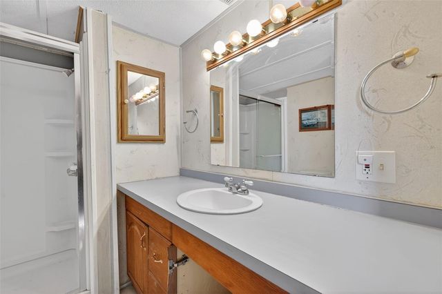 7801 34TH AVENUE N 80, St Petersburg, FL 33710