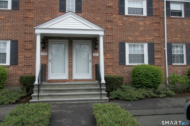 251 Bridge Street 251, Stamford, CT 06905
