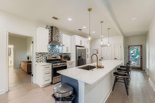 2019 Elder WAY, Round Rock, TX 78664