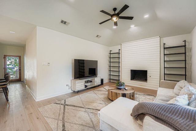 2019 Elder WAY, Round Rock, TX 78664