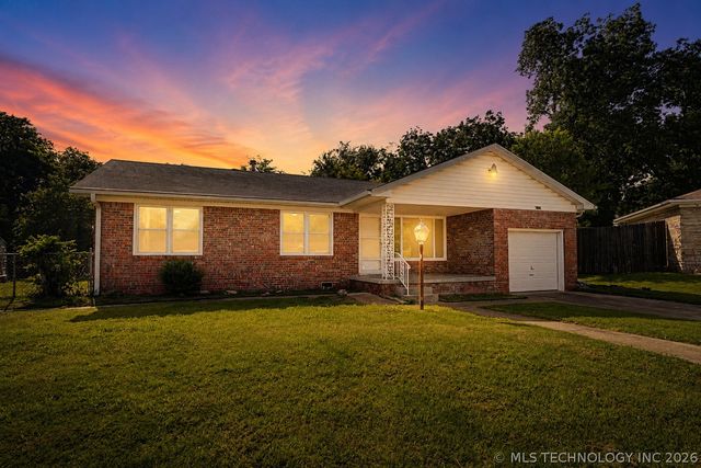 528 S 106th East Avenue, Tulsa, OK 74128