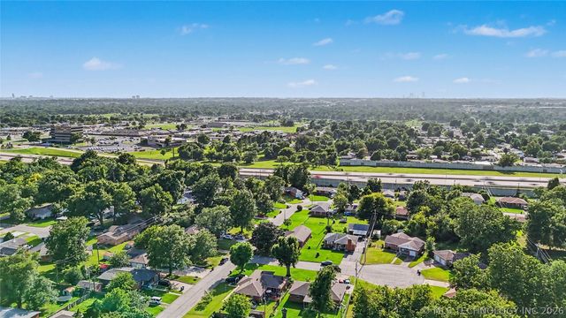 528 S 106th East Avenue, Tulsa, OK 74128