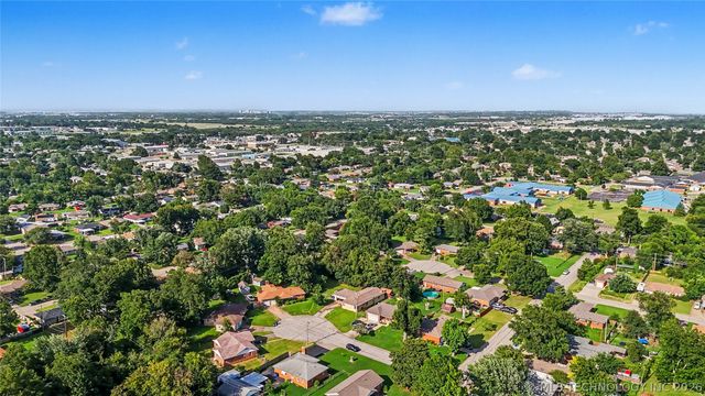 528 S 106th East Avenue, Tulsa, OK 74128