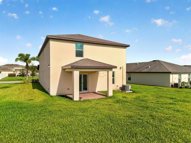 950 Bent Creek Drive, Fort Pierce, FL 34947