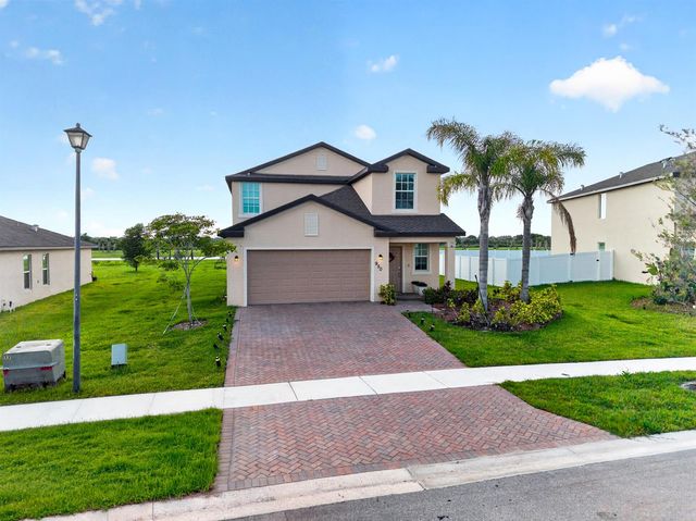 950 Bent Creek Drive, Fort Pierce, FL 34947