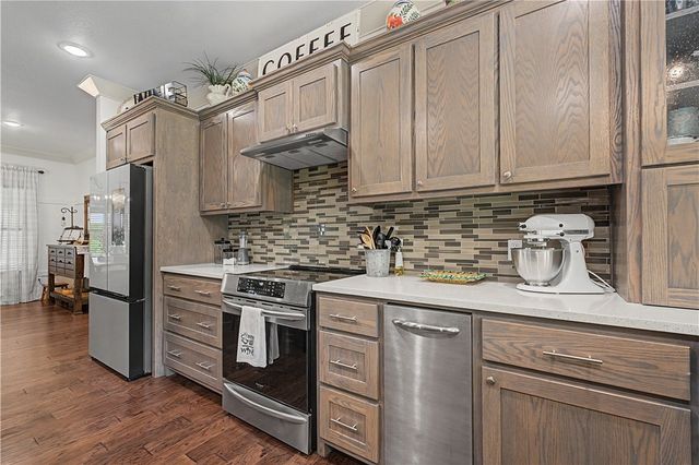 1 Hughes Lane, Bella Vista, AR 72715