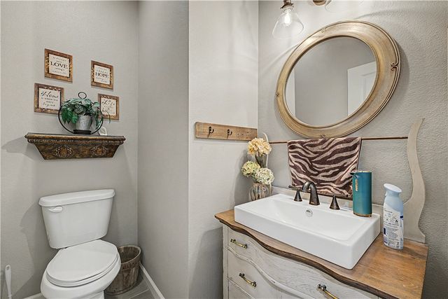 1 Hughes Lane, Bella Vista, AR 72715