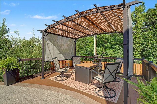 1 Hughes Lane, Bella Vista, AR 72715