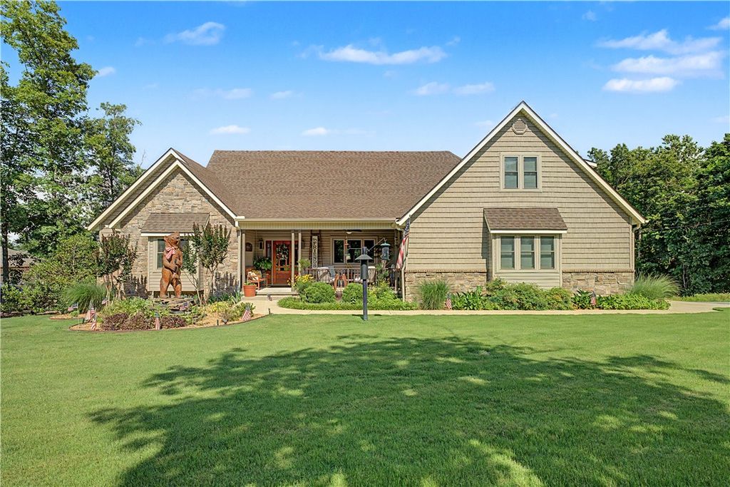 1 Hughes Lane, Bella Vista, AR 72715