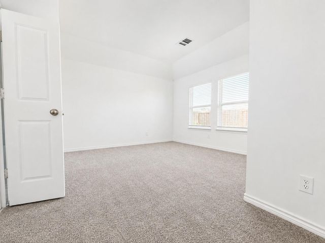 501 Oak Chase Avenue, Dayton, TX 77535