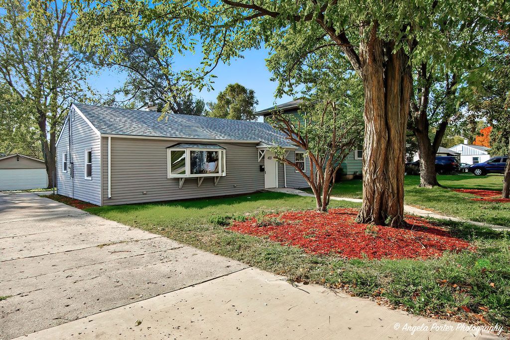 Image 2 of property listing at Address unavailable.
