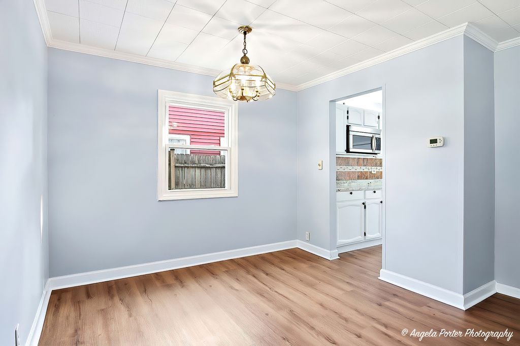 Image 11 of property listing at Address unavailable.