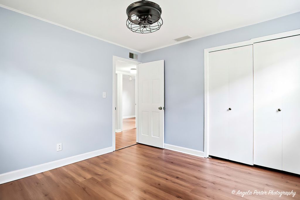 Image 24 of property listing at Address unavailable.
