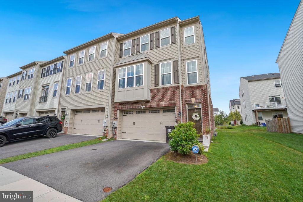 15929 COOLIDGE AVE, Silver Spring, MD 20906
