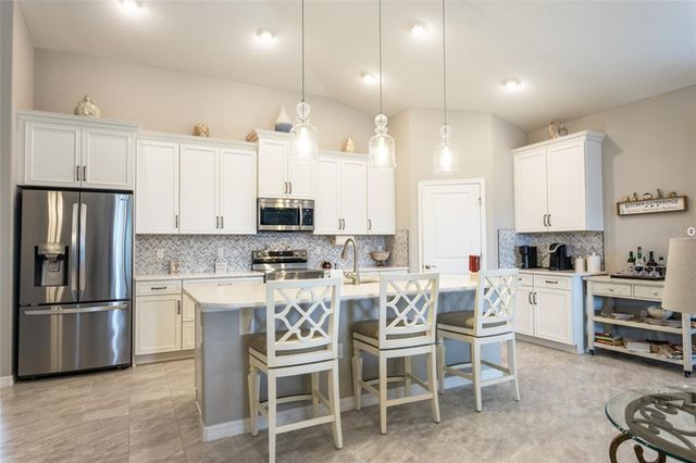 21 TIDEWAY TRAIL, Palm Coast, FL 32137