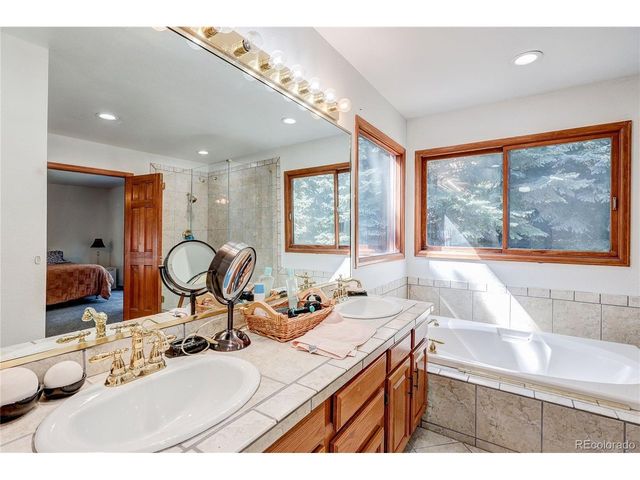 11618 W 74th Pl, Arvada, CO 80005