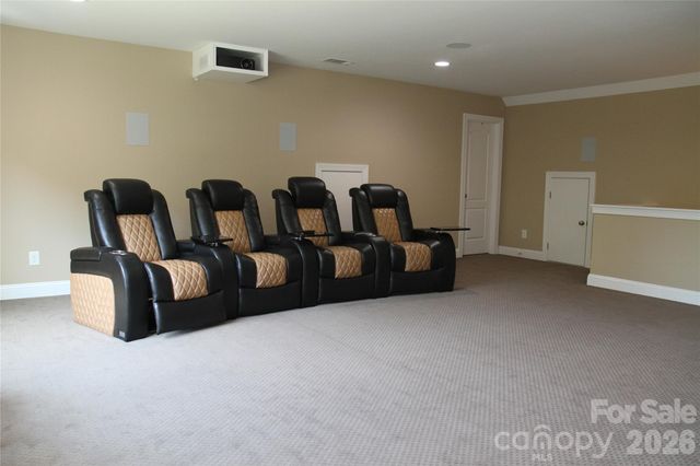 125 Leeward Shoals Lane, Mooresville, NC 28117
