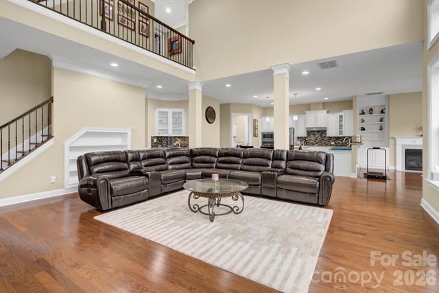 125 Leeward Shoals Lane, Mooresville, NC 28117