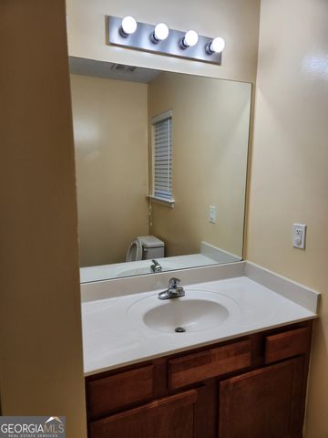 2135 Pine View Trail, Ellenwood, GA 30294