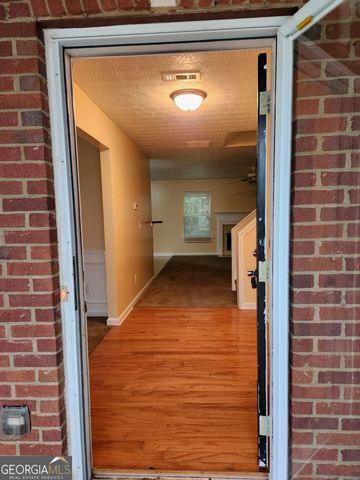 2135 Pine View Trail, Ellenwood, GA 30294