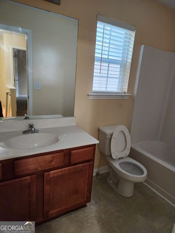 2135 Pine View Trail, Ellenwood, GA 30294