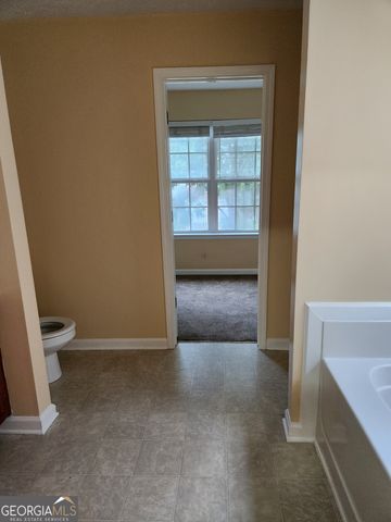 2135 Pine View Trail, Ellenwood, GA 30294