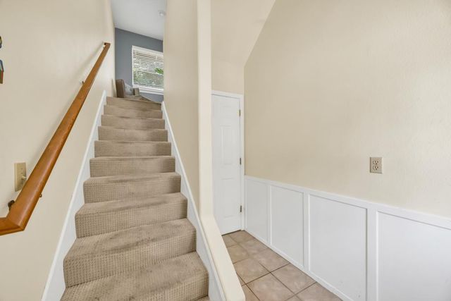 24977 Oro Valley Rd, Auburn, CA 95602